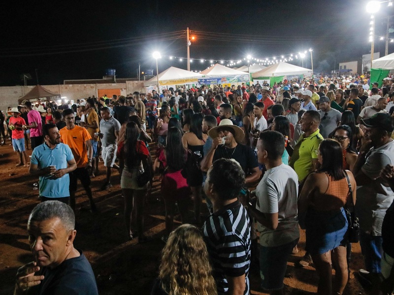 Com programação diversificada, Feira do Bode de Junco atrai participantes de várias regiões e movimenta o final de semana no distrito