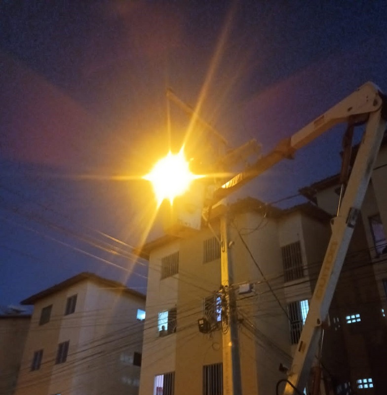 Prefeitura de Juazeiro intensifica serviços de manutenção na iluminação pública   