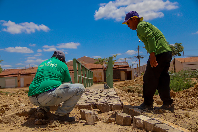 Gestão Suzana Ramos finaliza ponte que liga bairros Alto do Cruzeiro e Monte Castelo