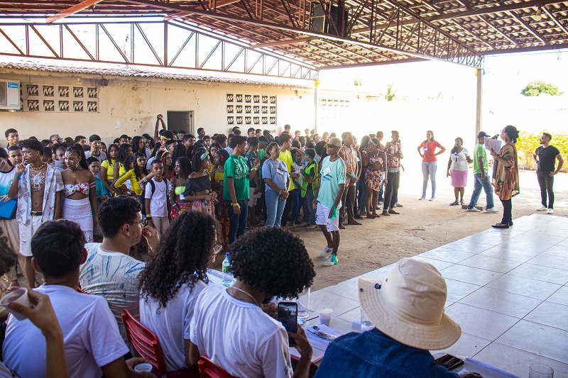 Gincana em alusão ao Dia da Consciência Negra destaca combate ao racismo e valorização da cultura negra em escola da rede municipal de Juazeiro