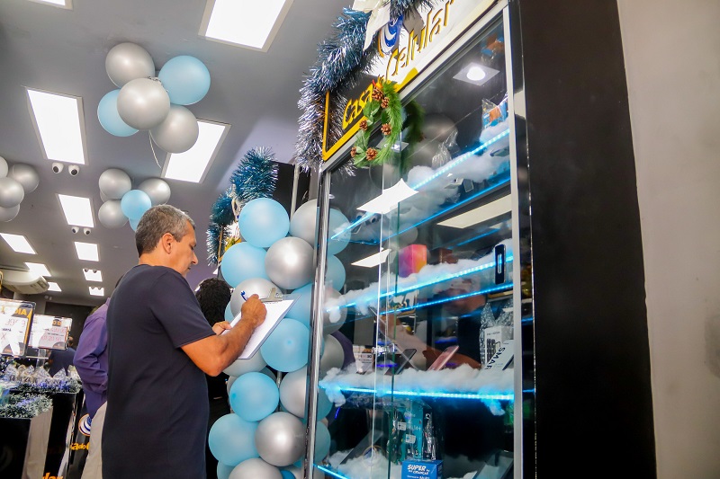 Às vésperas do Natal, Procon vai ao centro de Juazeiro fiscalizar lojas