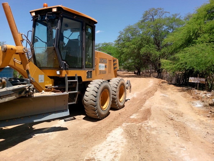 Prefeitura de Juazeiro realiza patrolamento de estradas vicinais em Juremal, Massaroca e Lagoa do Boi