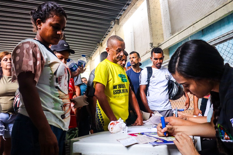 Carnaval de Todos: Ambulantes de Juazeiro recebem credenciais e orientações para o Carnaval 2024