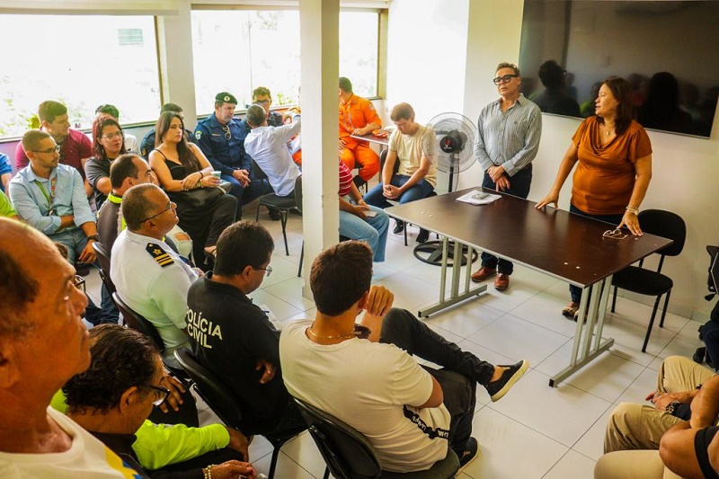 Prefeita Suzana Ramos se reúne com equipes de segurança, saúde e ordenamento para alinhamento do Carnaval de Juazeiro 2024