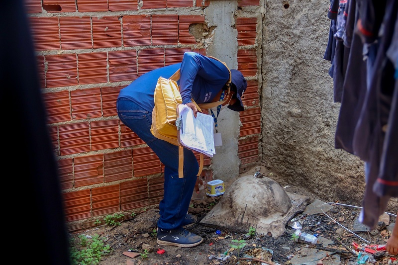 Prefeitura de Juazeiro intensifica ações de combate ao Aedes aegypti e realiza mutirões de visitas domiciliares nos bairros