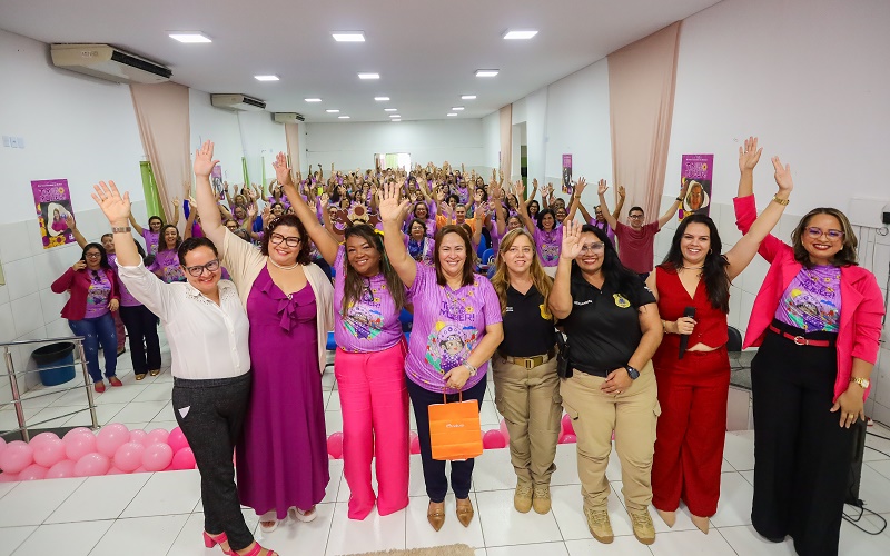 Com presença da prefeita Suzana Ramos, servidoras da educação municipal de Juazeiro recebem homenagens e celebram o Dia Internacional da Mulher