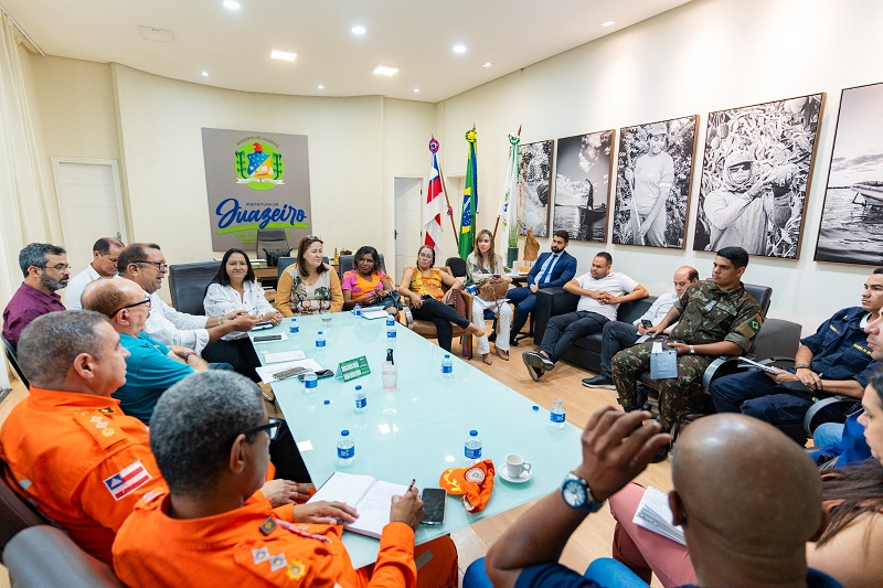 Prefeita Suzana Ramos convoca órgãos de segurança, municipais e população para força-tarefa no combate à dengue