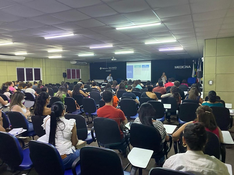 Juazeiro no combate à dengue: Treinamento com infectologista destaca manejo clínico em pacientes com suspeitas de infecção por arboviroses