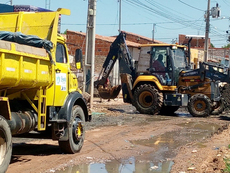 Prefeitura de Juazeiro realiza patrolamento no bairro Antônio Guilhermino e Residencial Dr. Humberto Pereira