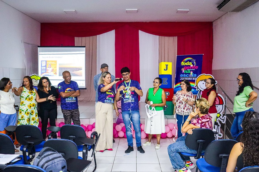 Prefeitura de Juazeiro e Sebrae realizam formação para professores da rede municipal de ensino