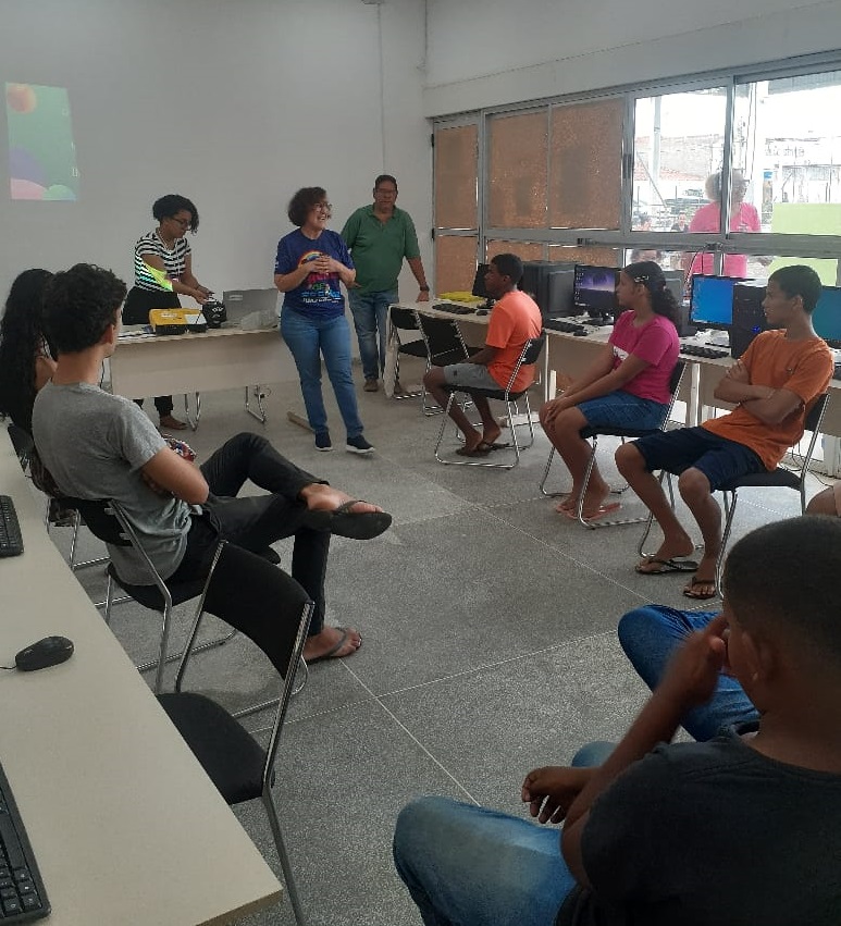 Prefeitura de Juazeiro inicia aulas do curso de Design Gráfico na Praça CEU