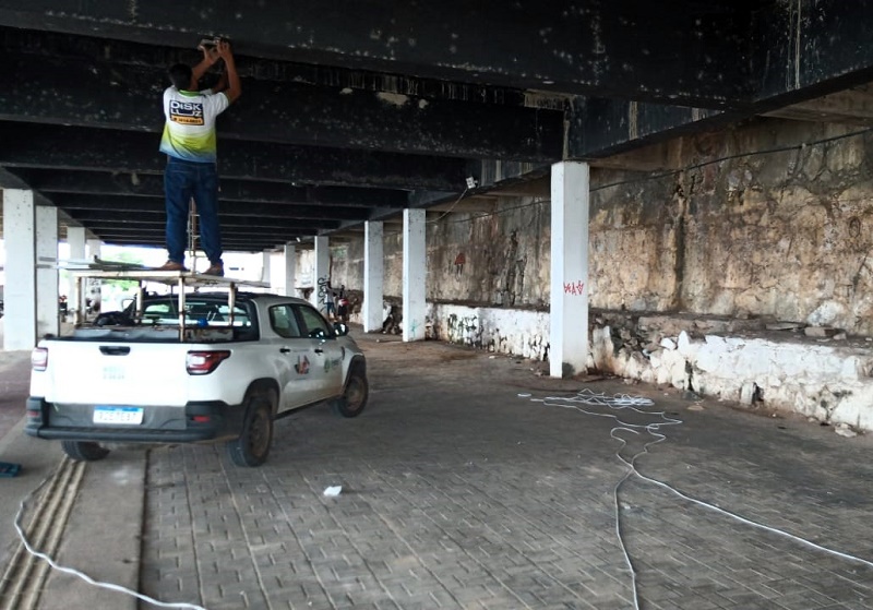 Prefeitura de Juazeiro repõe iluminação do ponto da barquinha e pontilhões da cidade