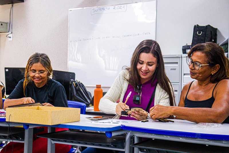 Prefeitura de Juazeiro incentiva o uso de tecnologias através da Robótica com formação para profissionais da educação do interior do município