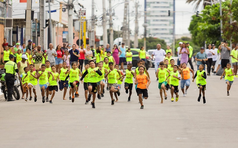 Mais de 400 crianças participam da 20ª edição da Corrida Tiradentinhos, da Prefeitura de Juazeiro