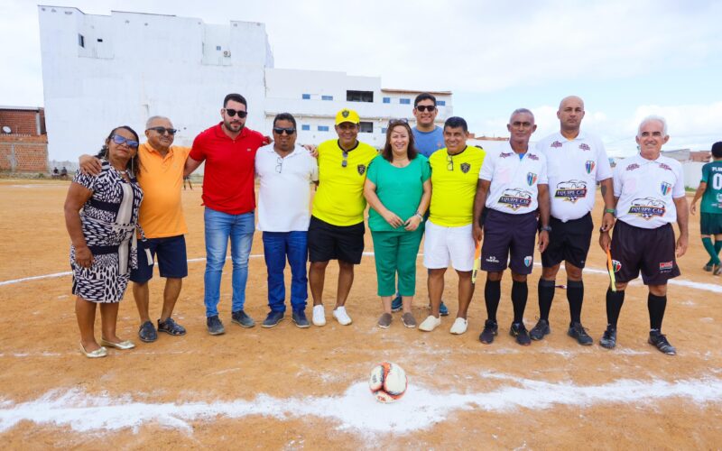 Prefeita Suzana Ramos prestigia abertura dos 60 anos do Torneio 1º de Maio 