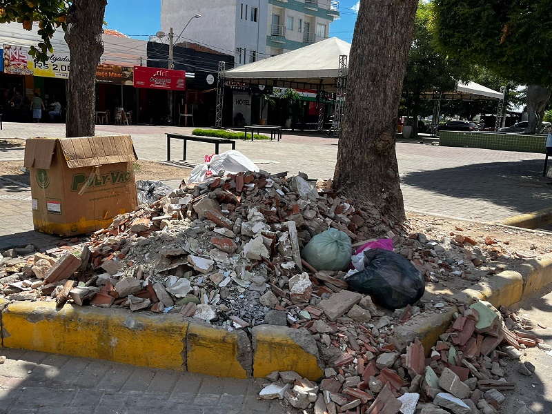 Prefeitura de Juazeiro intensifica fiscalização para combater descarte irregular de entulhos