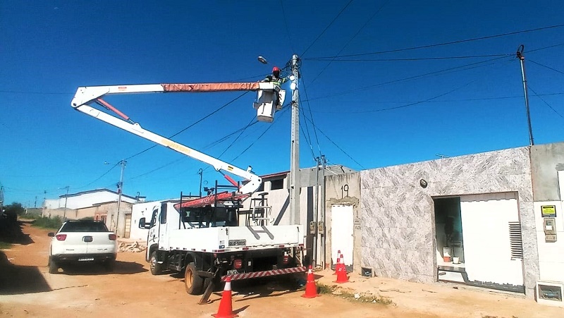 Prefeitura de Juazeiro reforça trabalho do Disk Luz na sede e no interior do município