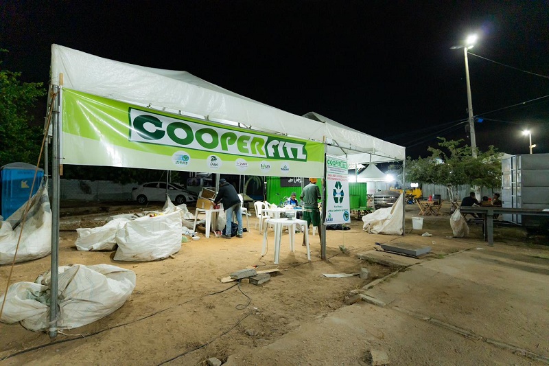 Com estrutura garantida pela Prefeitura de Juazeiro, catadores de materiais recicláveis realizaram coleta durante Santo Antônio das Tradições
