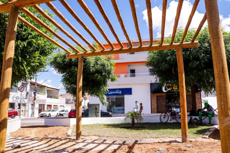 Prefeitura de Juazeiro se prepara para entregar Praça Simões Filho totalmente requalificada