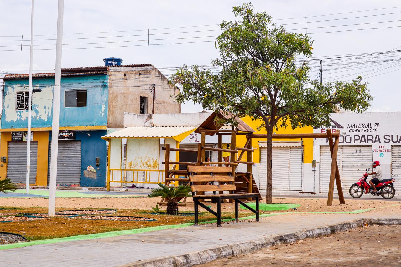 Prefeitura de Juazeiro vai entregar nova praça no bairro Piranga I nesta quarta-feira