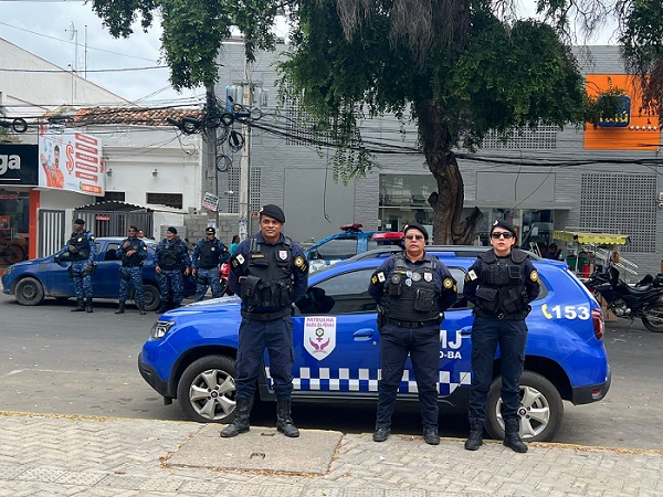 Operação Comércio Seguro: Secretaria de Ordem Pública reforça segurança no centro de Juazeiro para as festas de fim de ano   