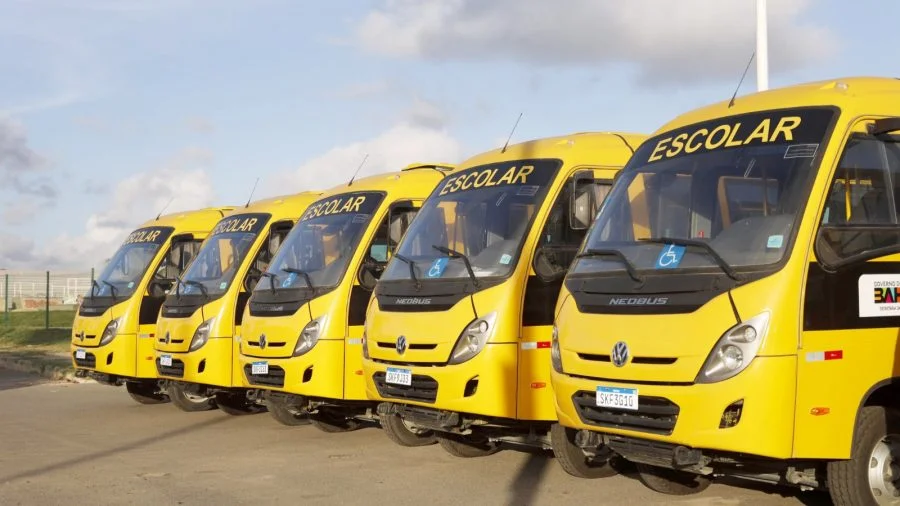 Juazeiro recebe um novo ônibus do Programa Caminho da Escola