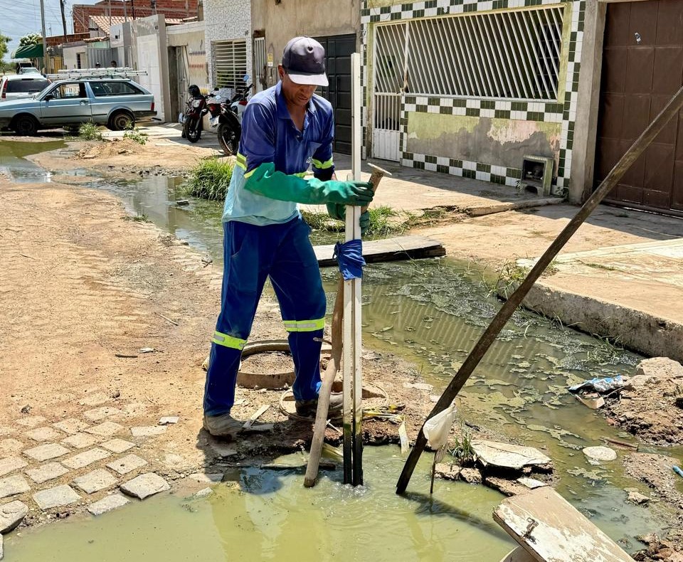 SAAE Juazeiro divulga cronograma de desobstrução de esgotos em bairros da cidade.