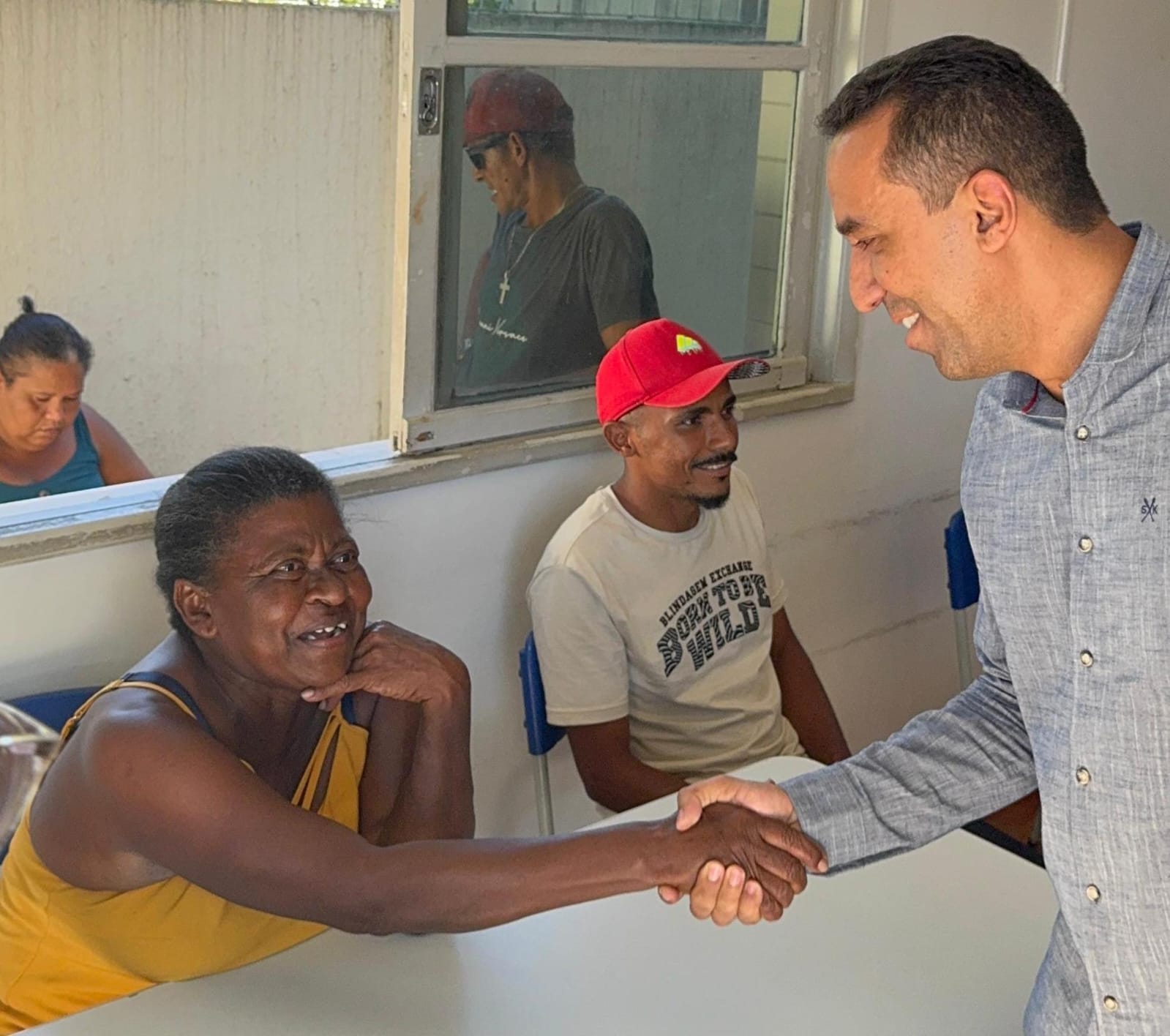 Tratamento Fora do Domicílio: secretário de Saúde de Juazeiro visita a Casa de Apoio e escuta usuários