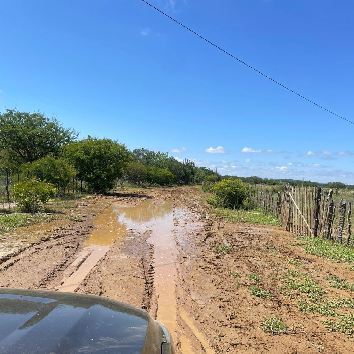 Estradas do distrito de Pinhões são vistoriadas em ação da Agência de Desenvolvimento Rural