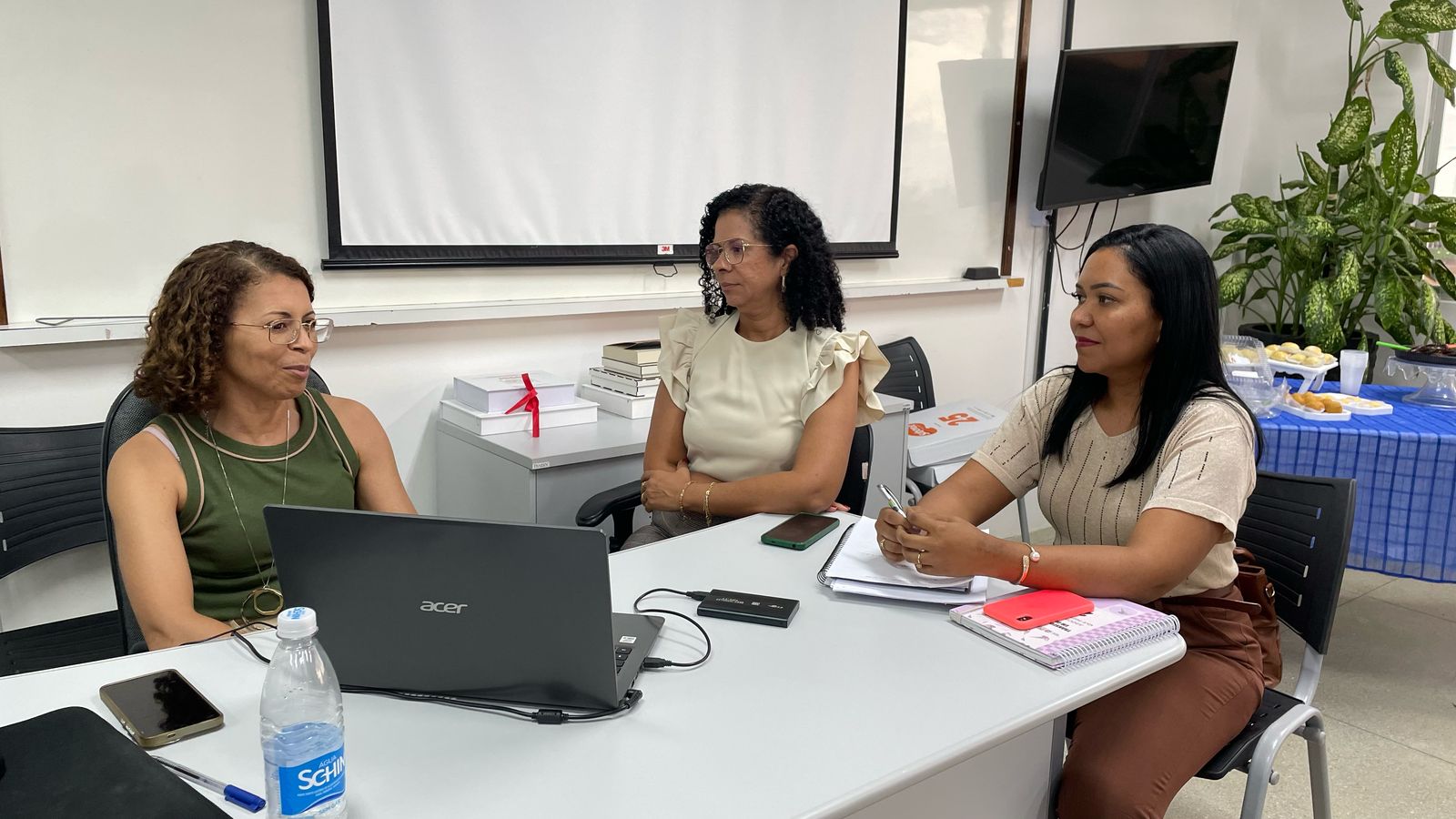 Convênio entre a Prefeitura de Juazeiro e a UPE vai possibilitar a oferta de cursos de mestrado e doutorado para professores da rede municipal