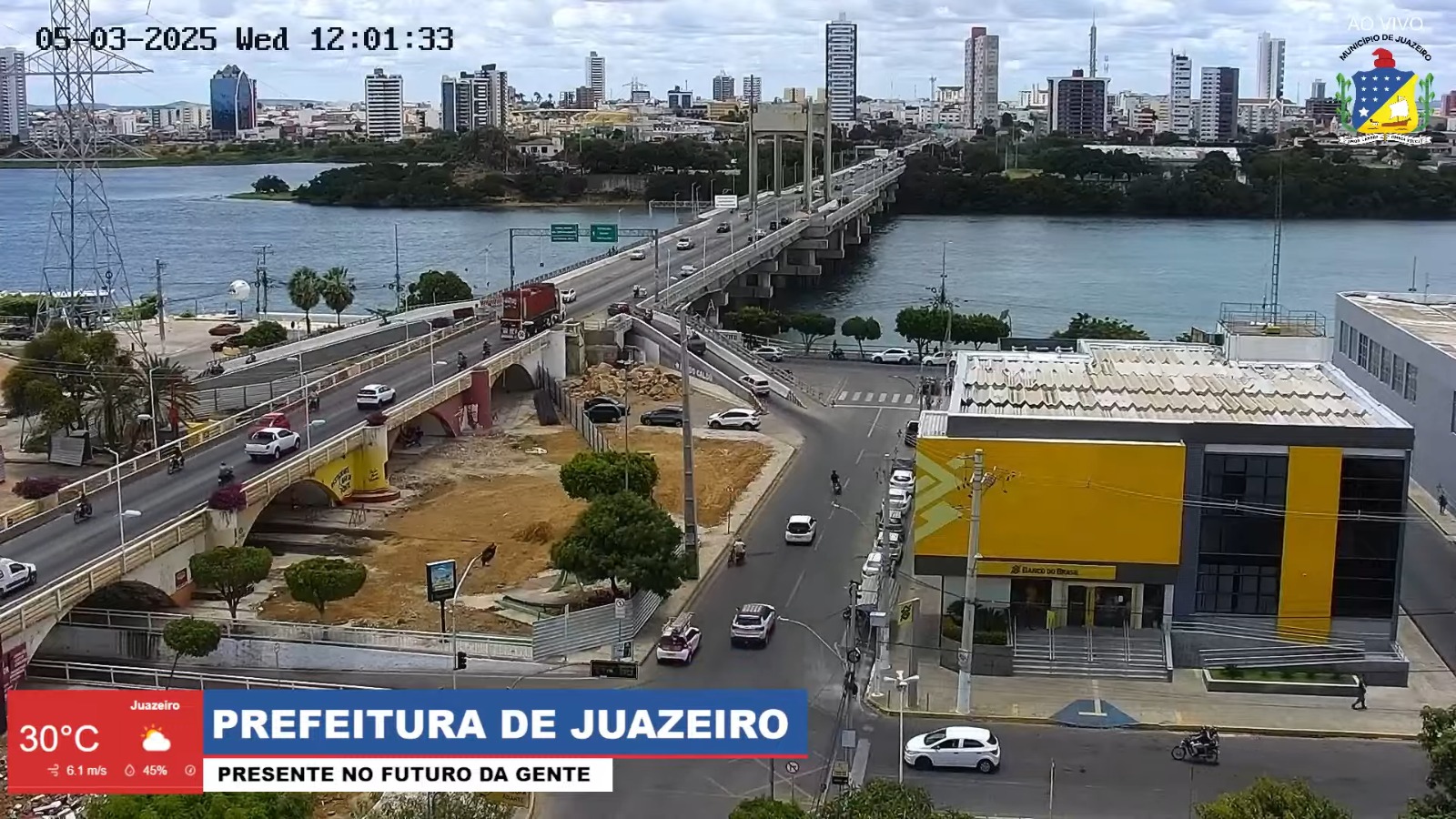 Prefeitura inova: população de Juazeiro ganha videomonitoramento, em tempo real, do trânsito da ponte