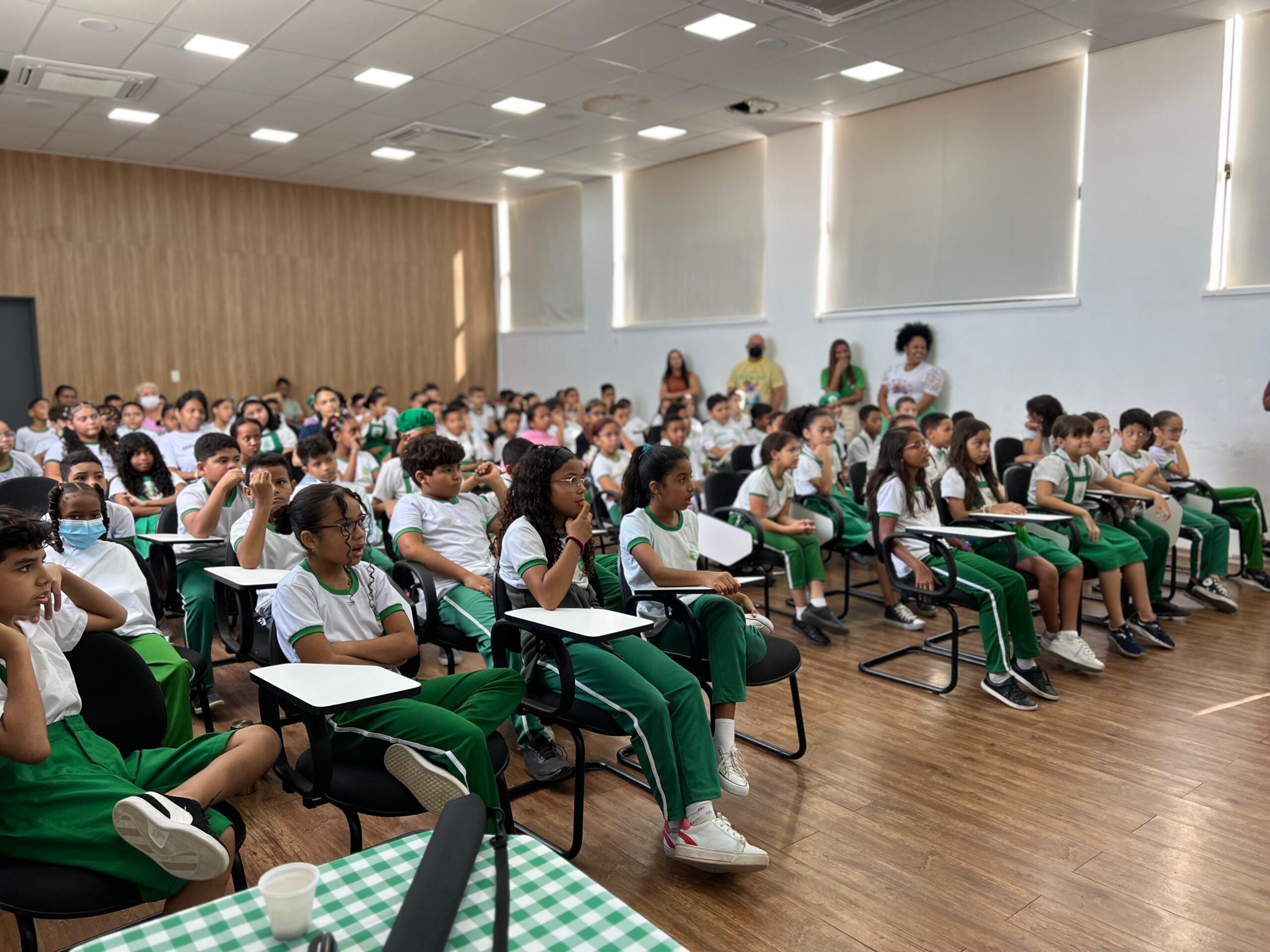 Brincadeira que ensina: estudantes do município aprendem ações de combate ao aedes aegypti