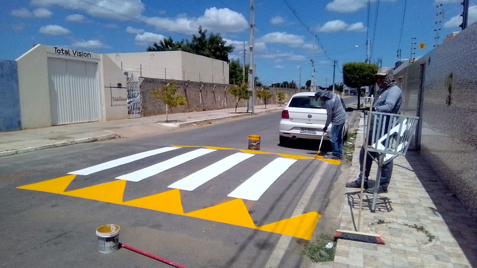 Juazeiro Limpa: revitalização da sinalização se estende para os bairros da cidade