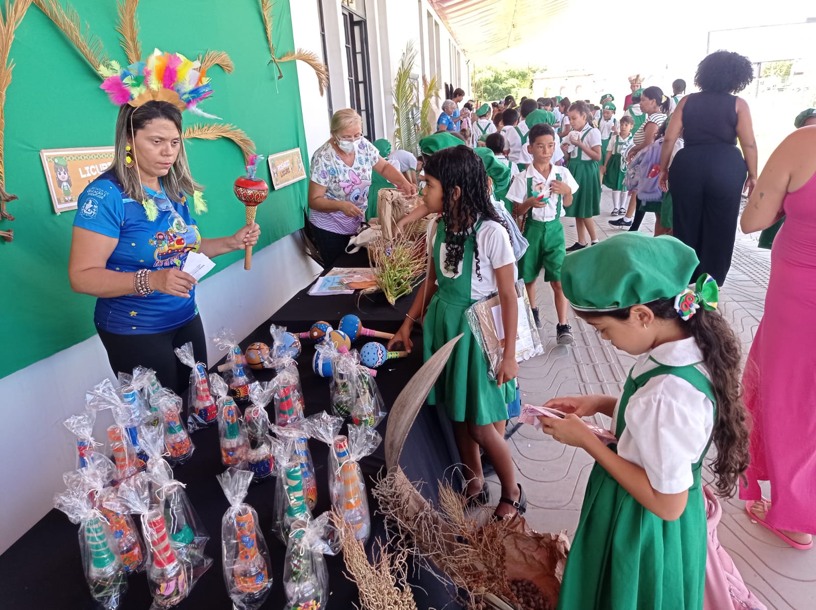 Escola Estação do Saber celebra o mês dos povos indígenas