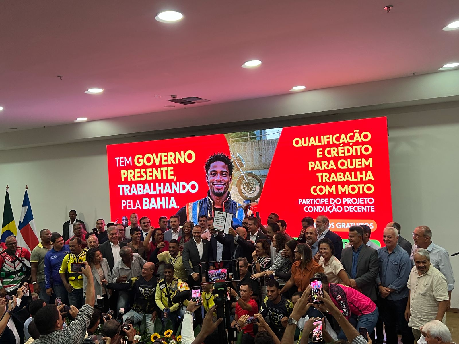 Juazeiro é contemplada com o projeto Condução Decente, que atende Mototaxistas e Motofrentistas da Bahia