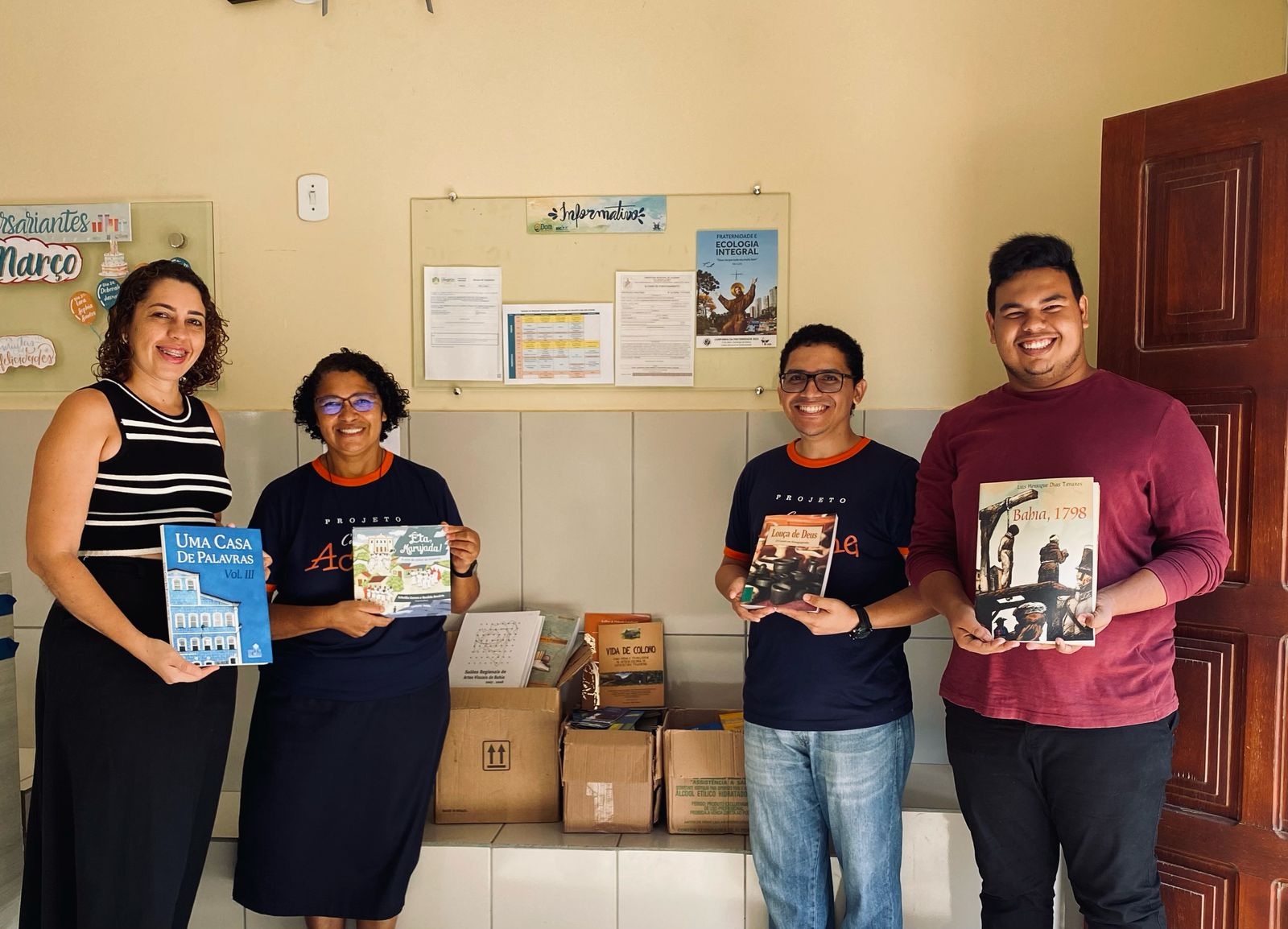 Biblioteca Comunitária da Casa Dom José Rodrigues recebe doação de 150 livros de autores baianos