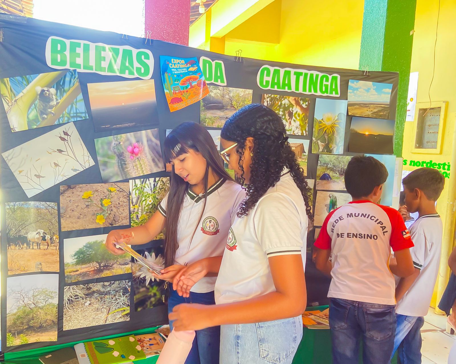 Semana da Caatinga movimenta escolas de Maniçoba com ações de educação ambiental e plantio de mudas