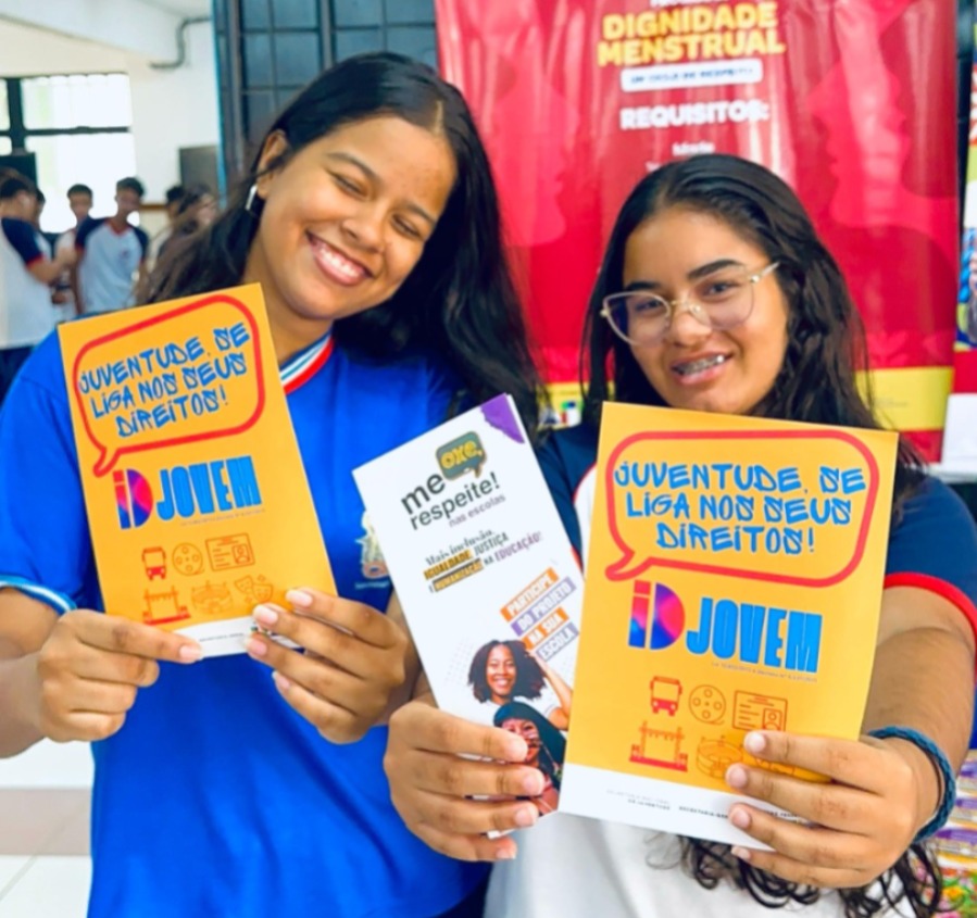 Caravana das Juventudes fecha mês de abril com 465 atendimentos de ID Jovem e Dignidade Menstrual em Juazeiro