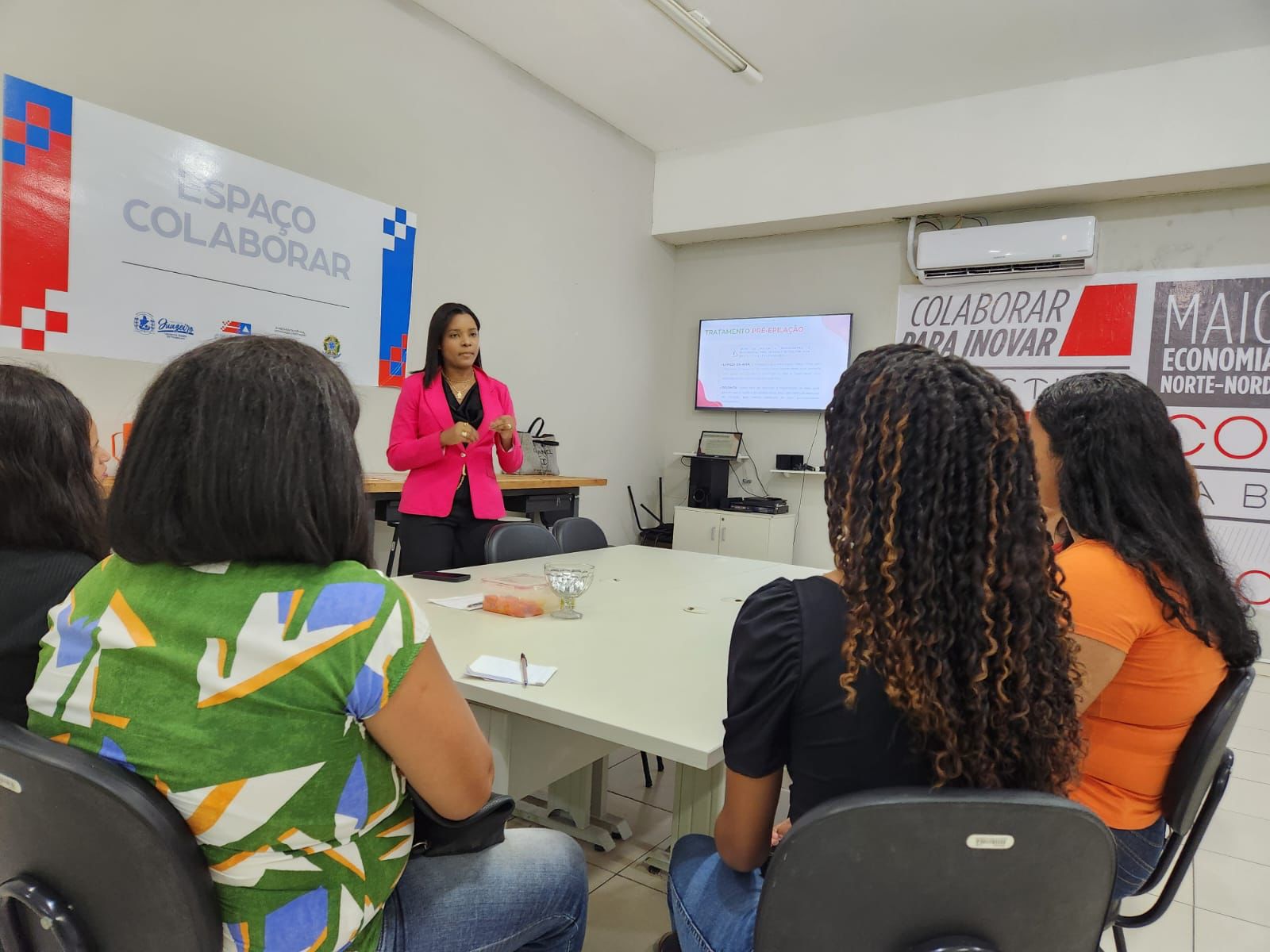 Capacita Juazeiro: Curso de epilação é sucesso de público em primeiro dia de aula