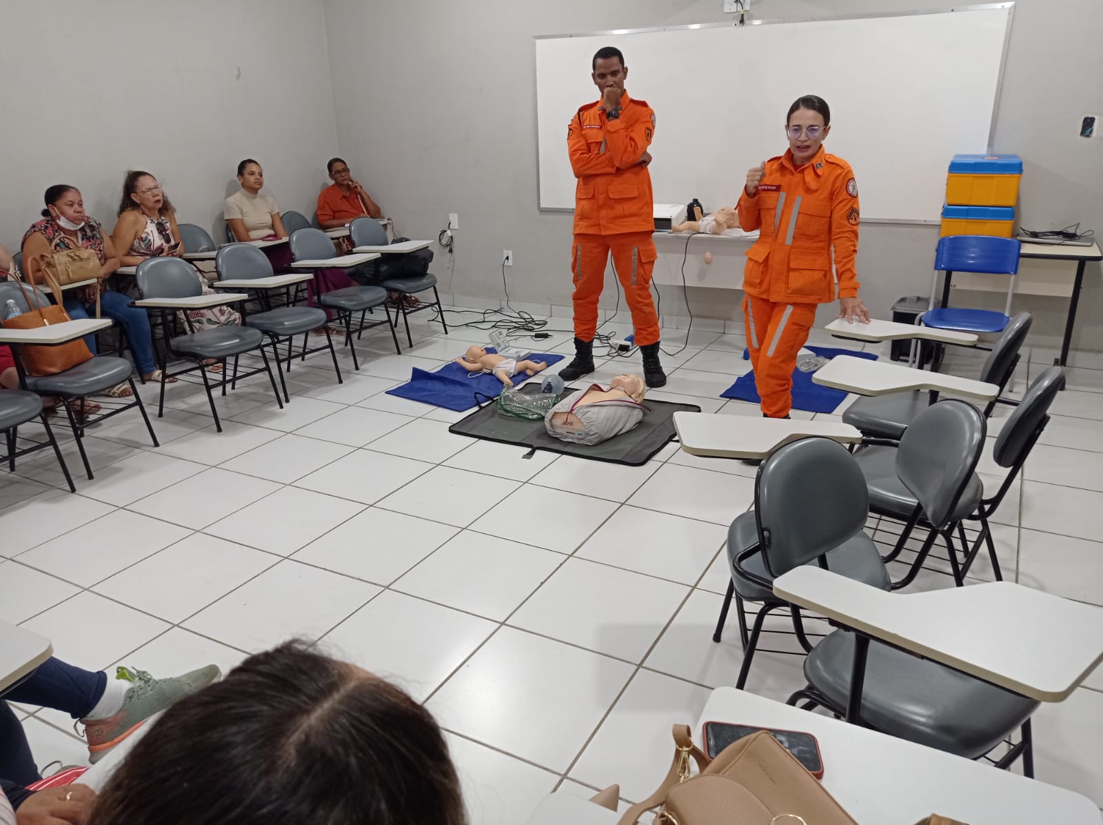 Secretaria de Educação de Juazeiro promove treinamento em primeiros socorros