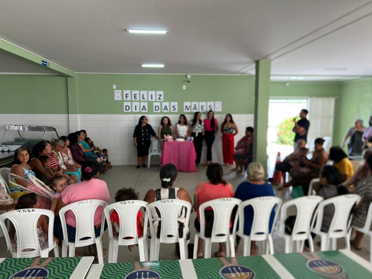 Almoço, brindes e muita animação: Secretaria de Desenvolvimento Social realiza comemorações em celebração ao Dia das Mães