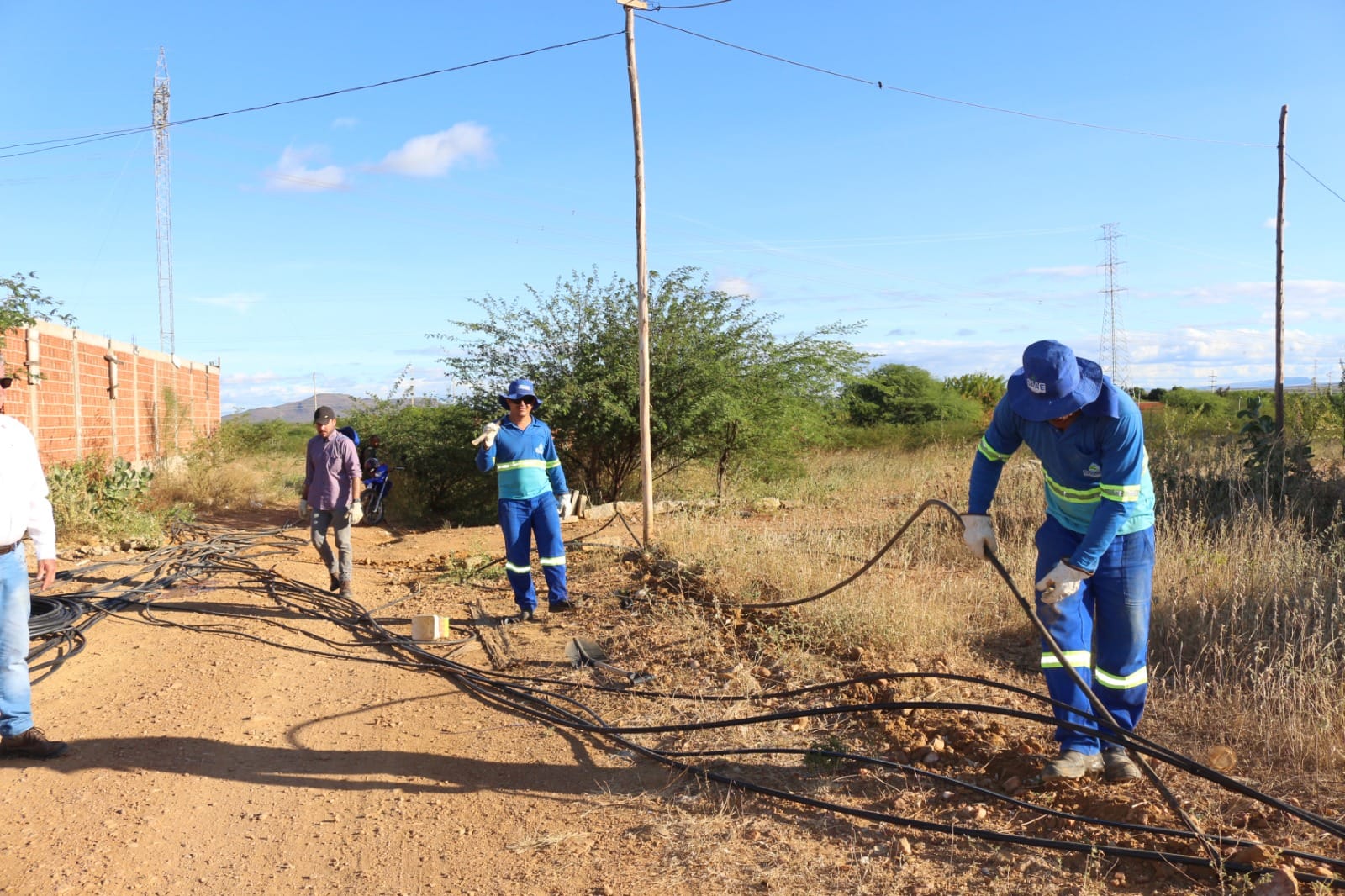 SAAE apreende grande quantidade de tubos em operação contra ligações ilegais de água