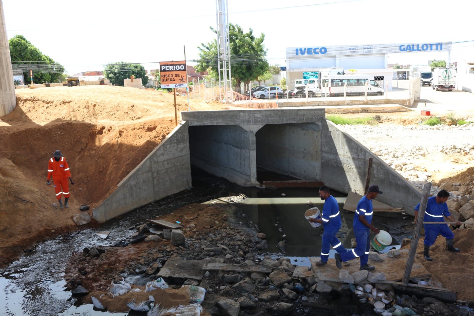 SAAE inicia recuperação de elevatória e emissário na área da Travessia Urbana