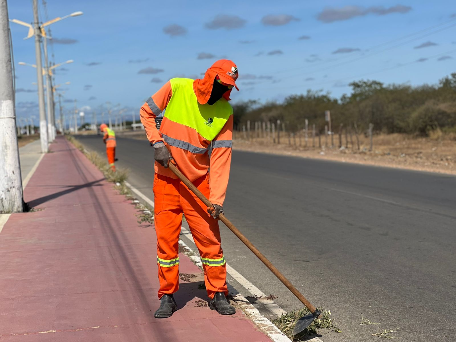 Prefeitura de Juazeiro intensifica ações de limpeza e manutenção de equipamentos com foco no bem estar da população
