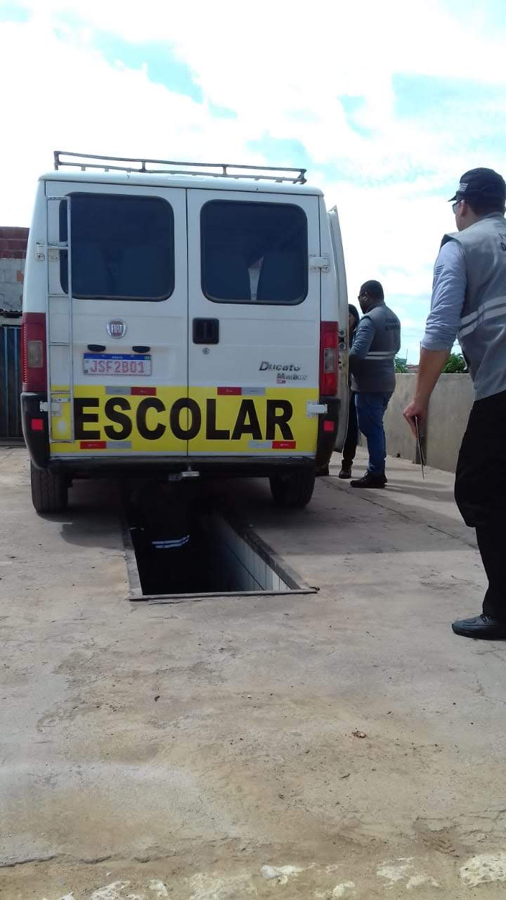 AMTT de Juazeiro inicia vistoria do 2° semestre em veículo de transporte escolar da rede particular de ensino