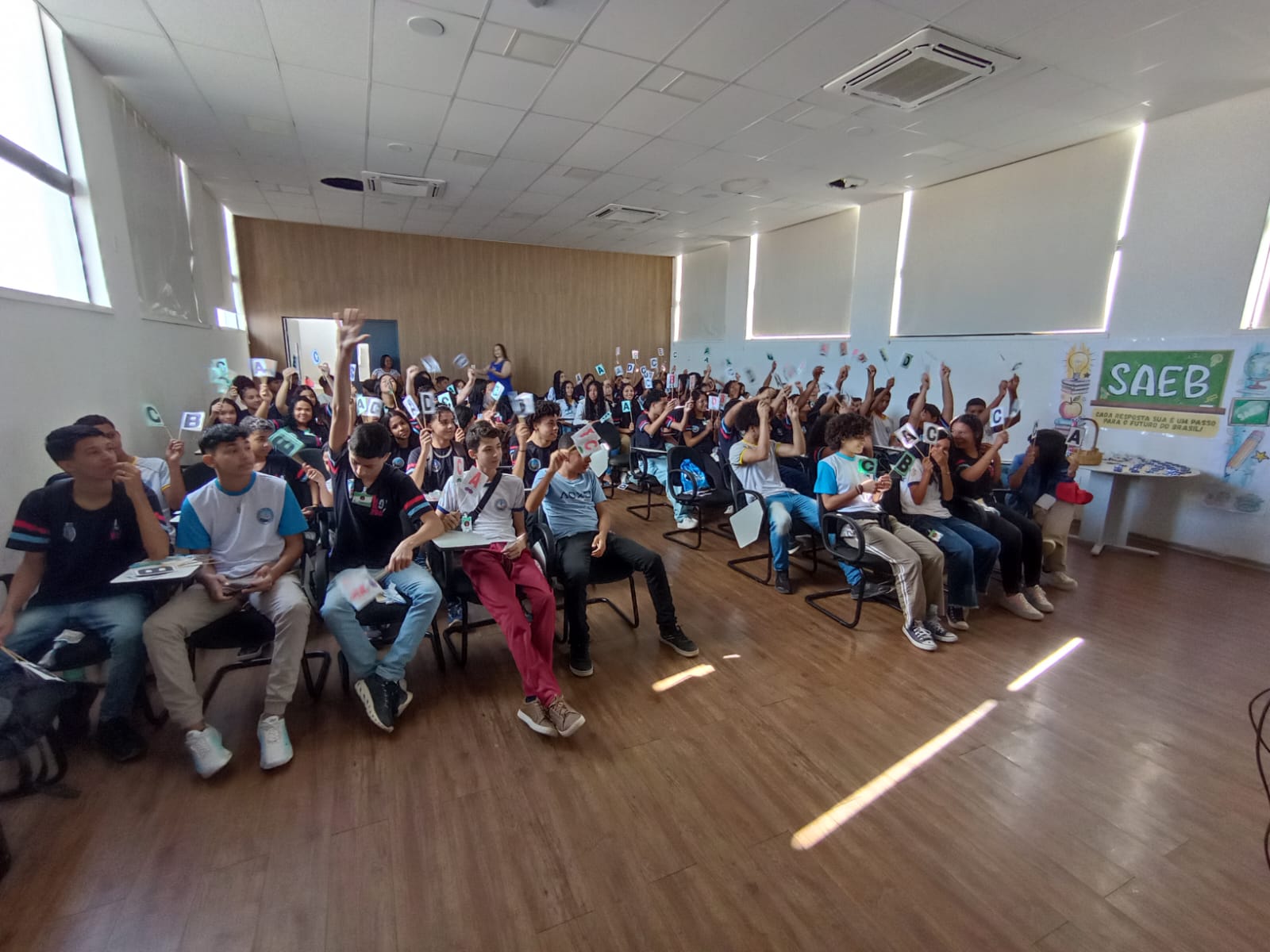 Estudantes da rede municipal de Juazeiro participam de aulão preparatório para o SABE e SAEB 2025