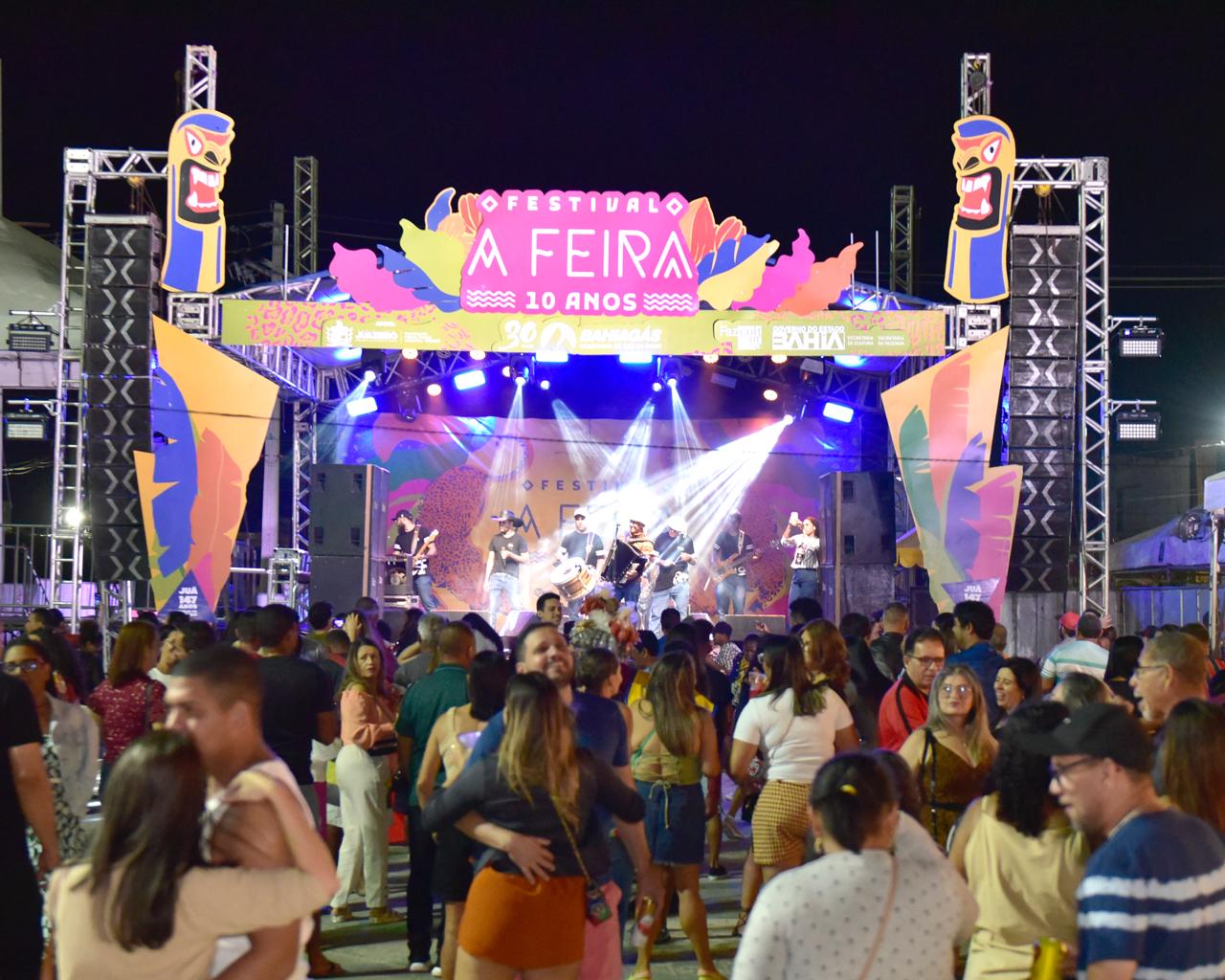 Juazeiro 147 anos: Festival A Feira estreia com show de Sérgio do Forró, mais de 80 empreendedores, parque e cinema sobre rodas para crianças