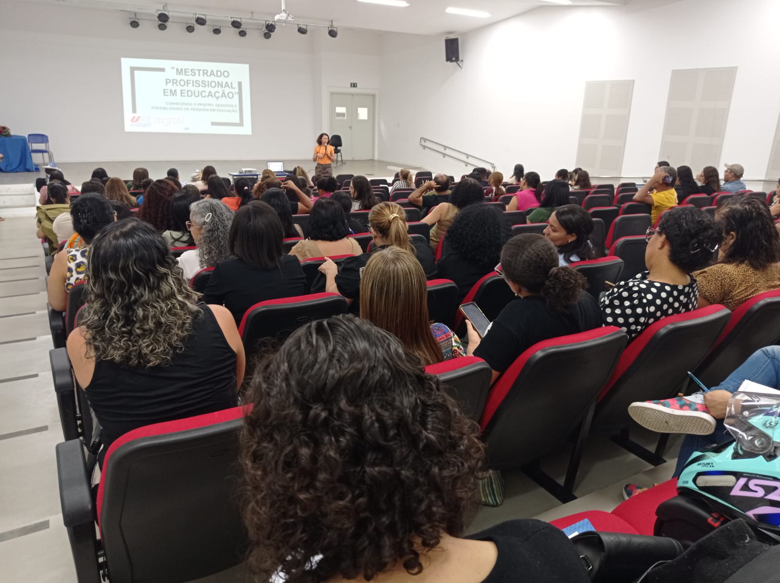 Professores da rede municipal de Juazeiro iniciam curso preparatório para Mestrado em Educação da UPE