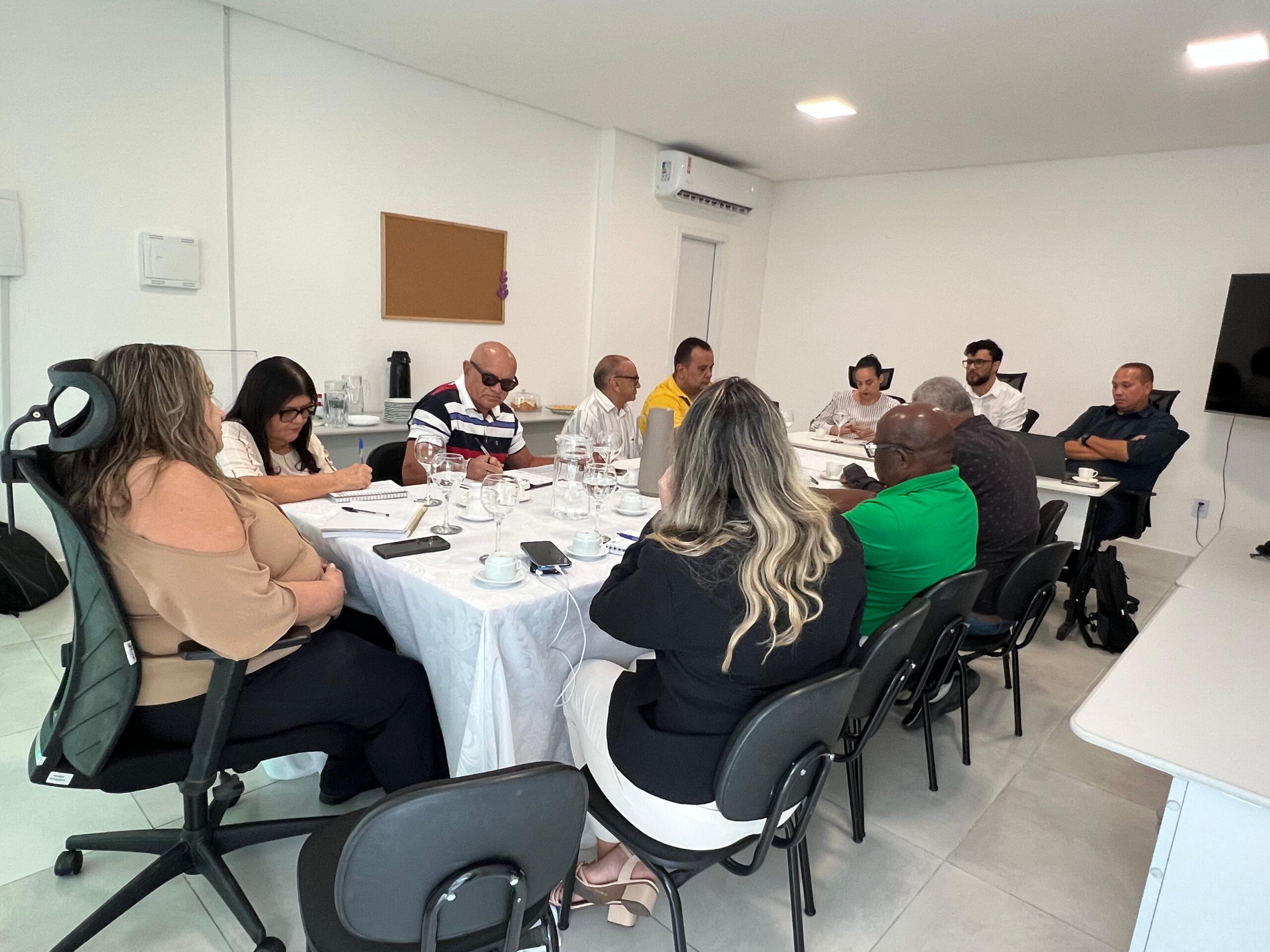 Transparência e avanço: IPJ reforça diálogo permanente com sindicatos para corrigir distorções na paridade salarial