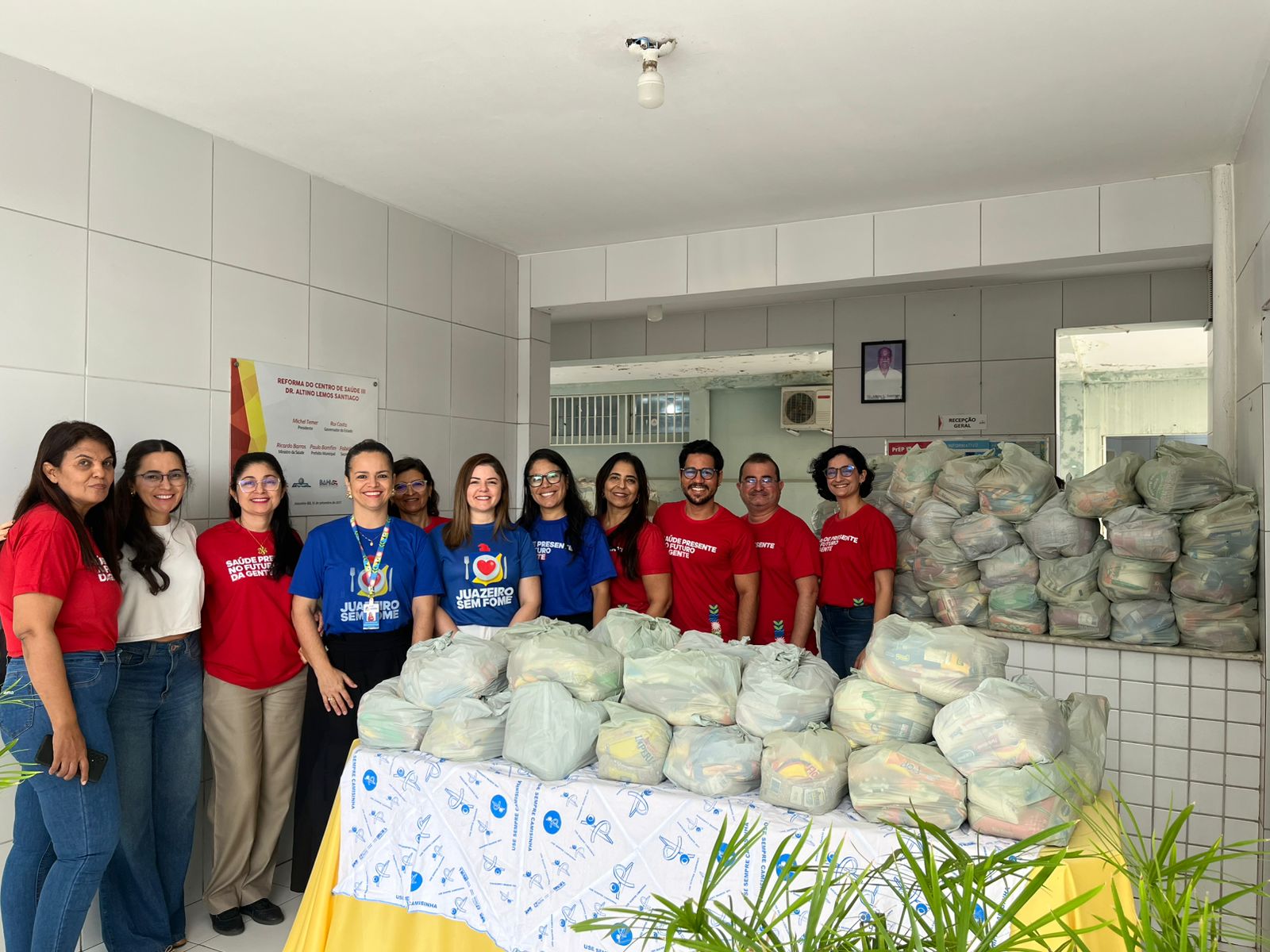 Juazeiro Sem Fome Entrega 60 Kits Alimentares a Pacientes do Centro de Saúde III em parceria com a Sesau